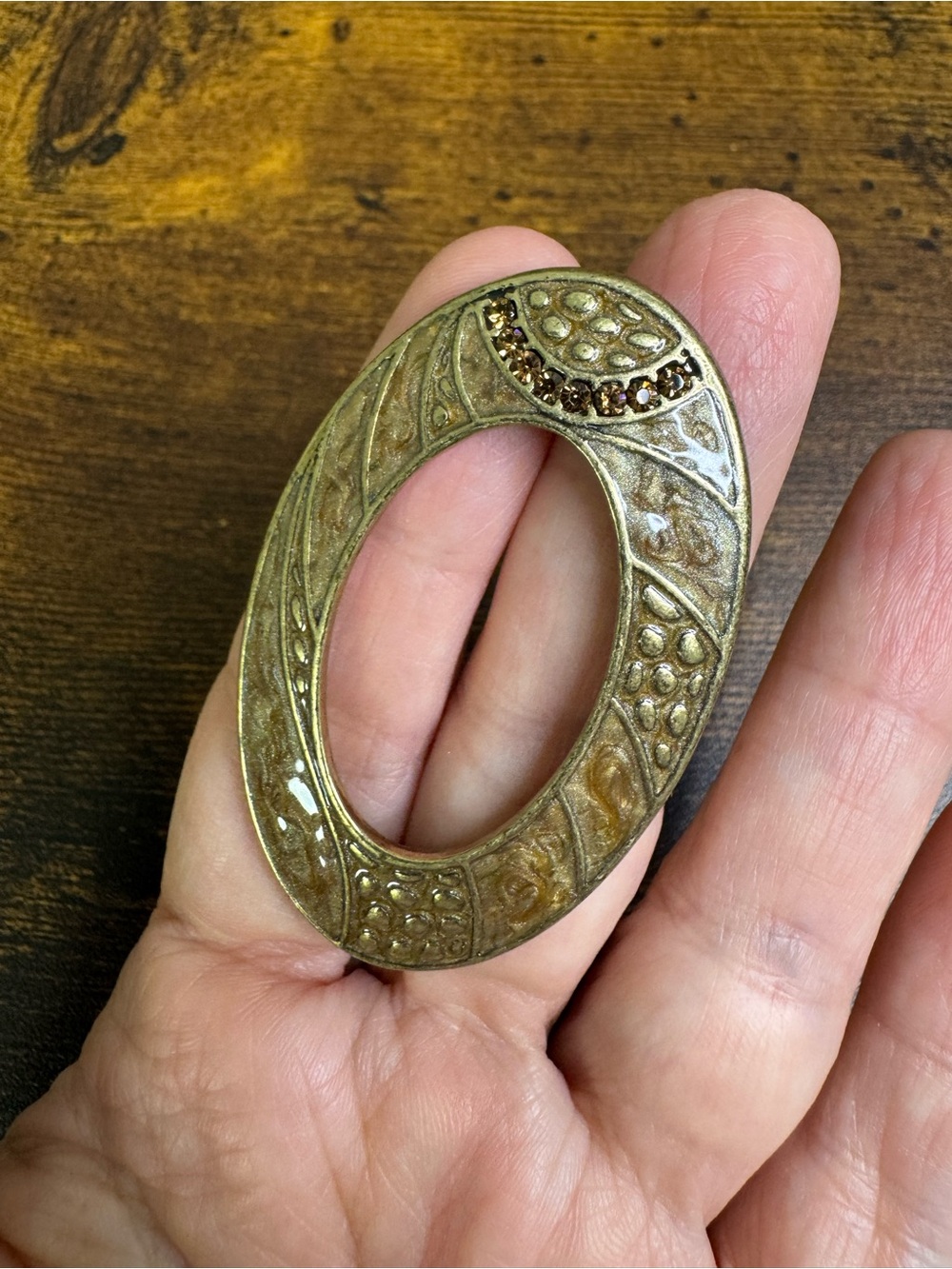 Vintage Gold-Tone Oval Pendant with Textured Enamel and Rhinestones